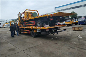 二道区同城汽车补胎